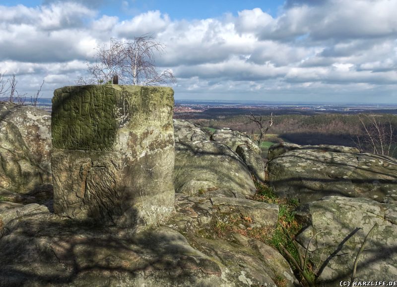 Der Vermessungspunkt auf dem Hoppelberg