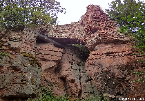 Mauerreste der Mittelburg