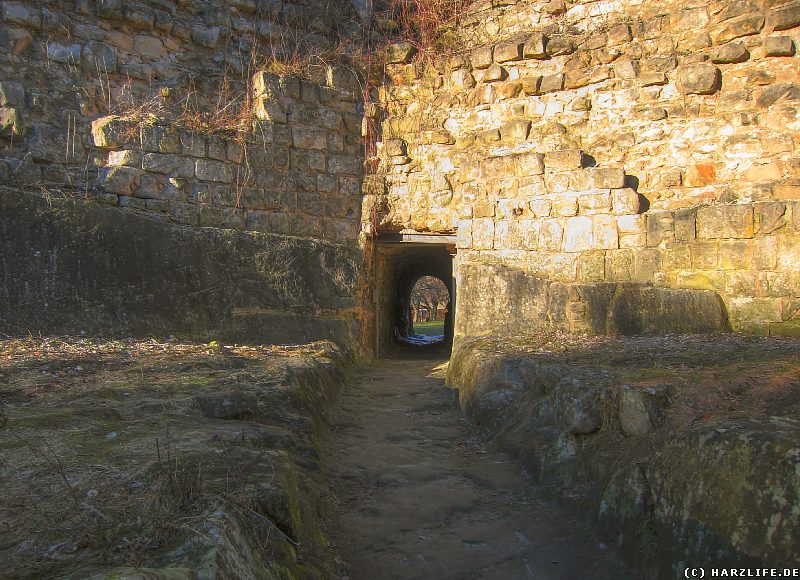 Burgruine Regenstein - Reste der Festungsmauern