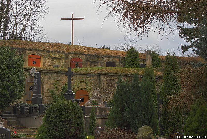 Auf dem Wipertifriedhof in Quedlinburg