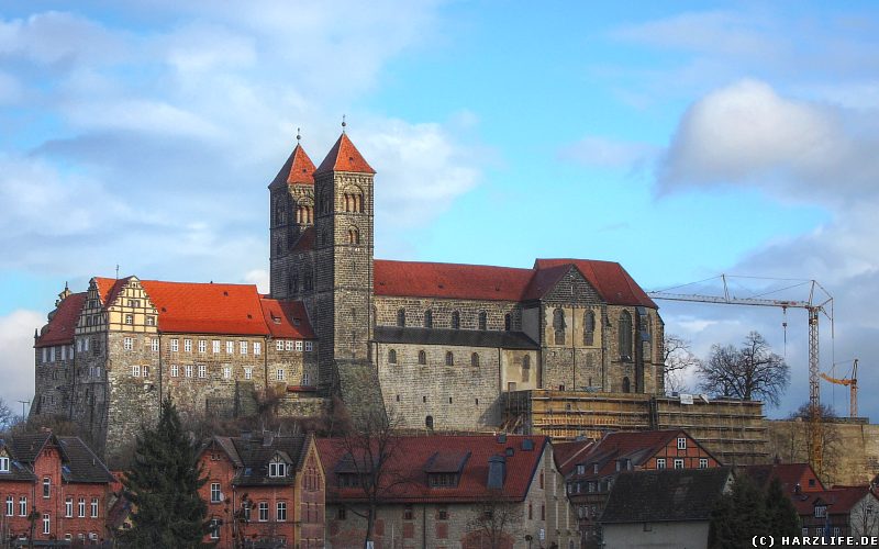 Blick vom Abteigarten auf den Schloßberg