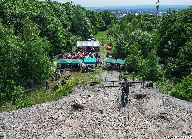 Aussicht aus geringer Höhe zum Fuß der Halde