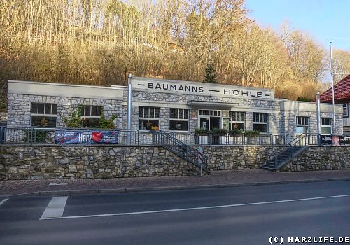 Das Eingangsgebäude der Baumannshöhle