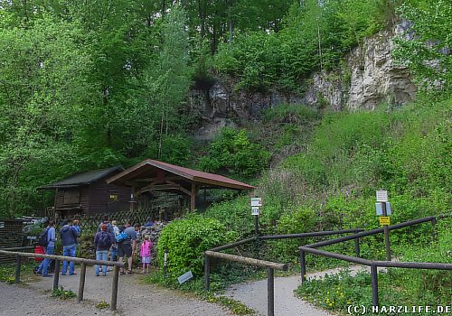 Eingang der Einhornhöhle