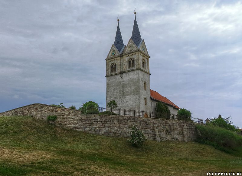 Blick zur Kirche St. Margareta in Minsleben