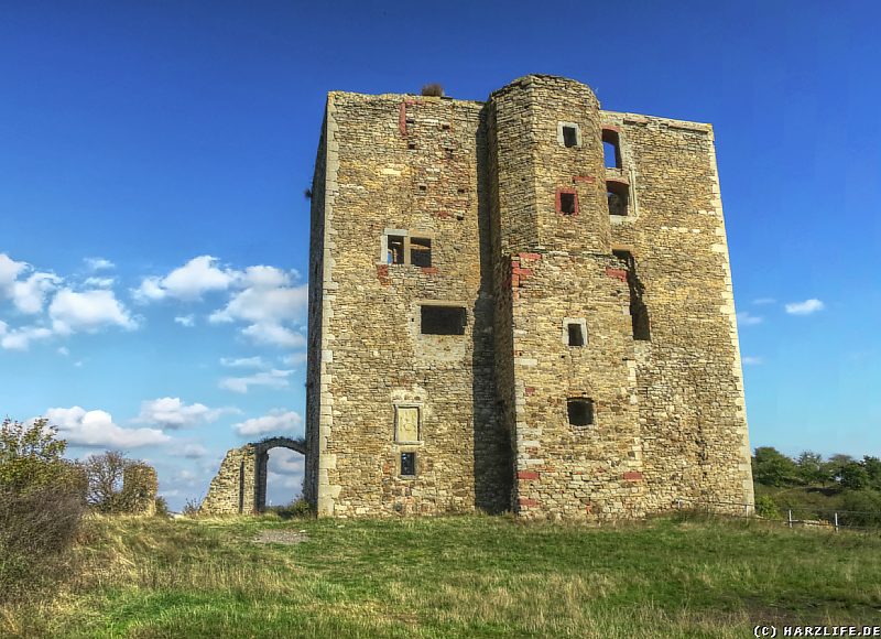 Auf dem Gelände der Burgruine Arnstein